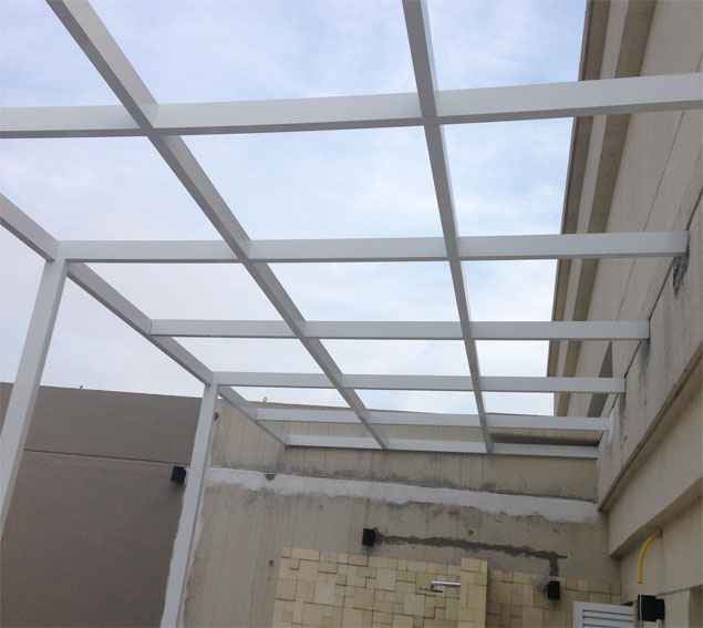 Fechamentos e estruturas